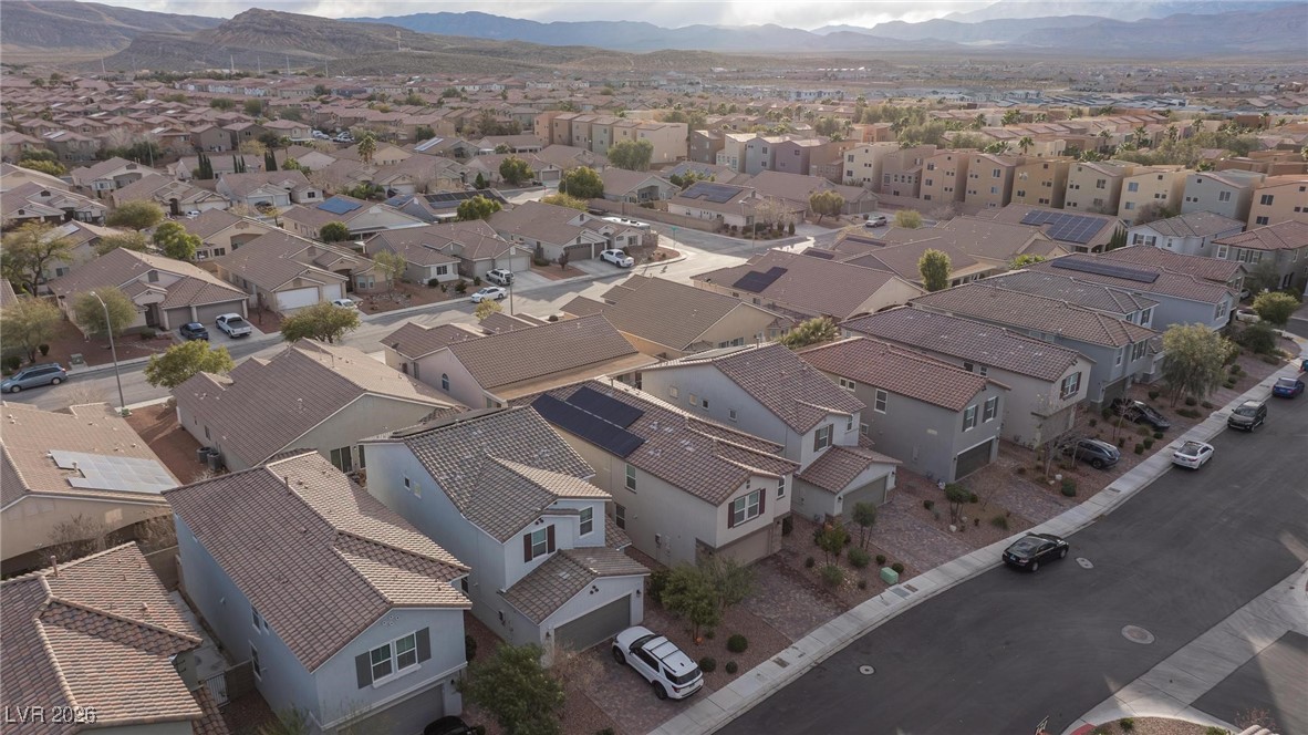 9247 Quartz Hills Avenue