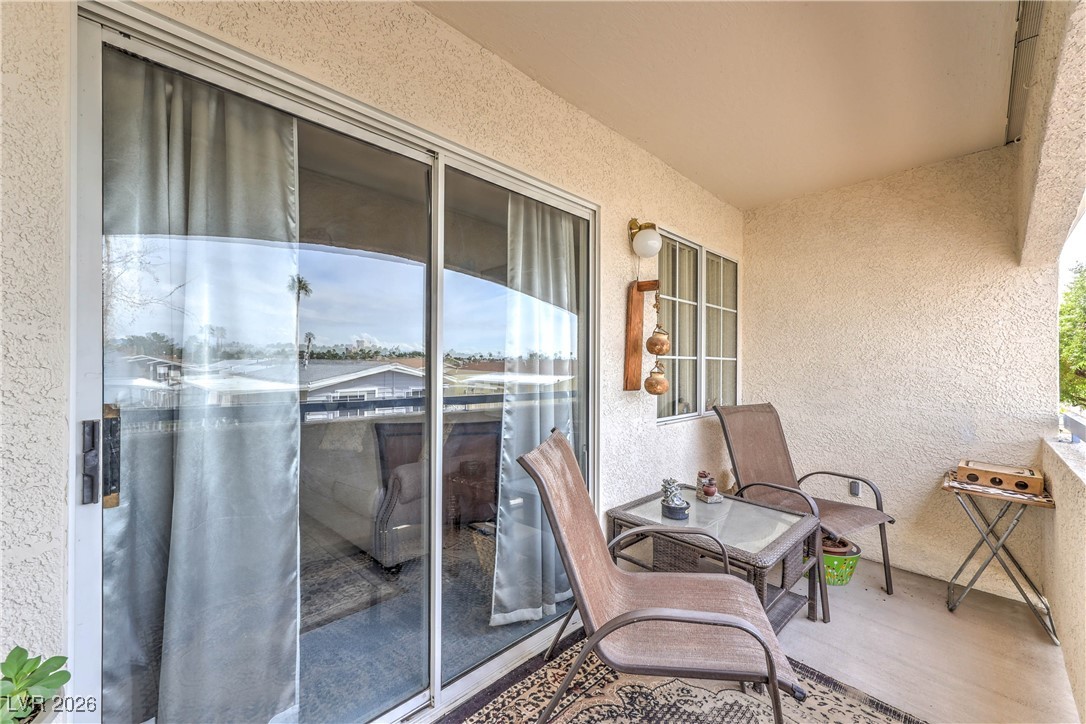 2725 South Nellis Boulevard 2074