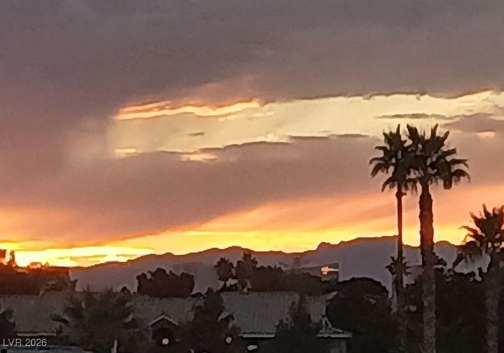 2725 South Nellis Boulevard 2074