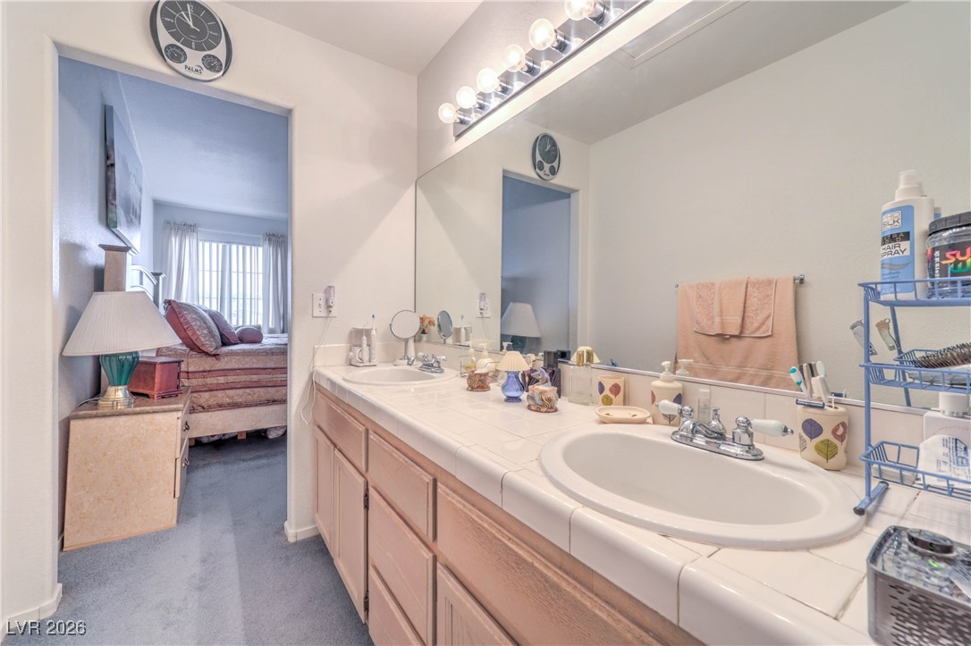 2725 South Nellis Boulevard 2074