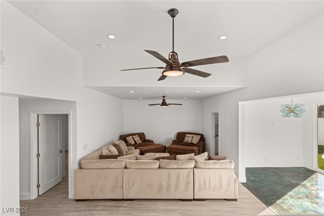 2493 Sun Reef Road