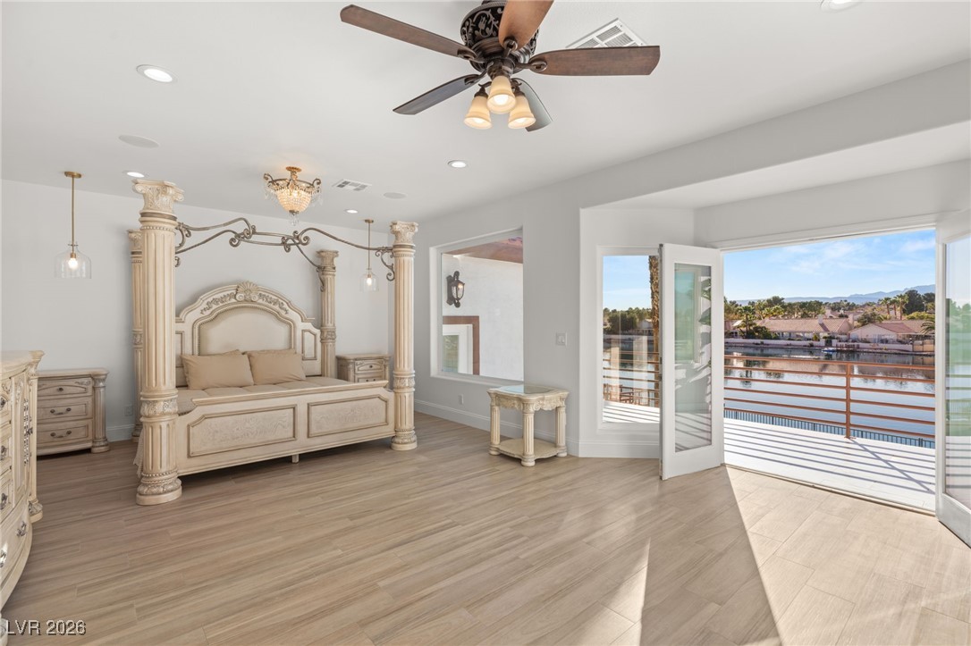 2493 Sun Reef Road