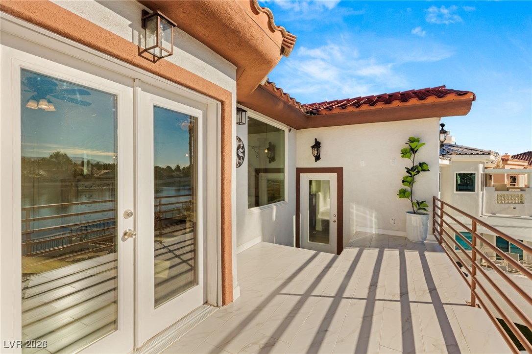 2493 Sun Reef Road