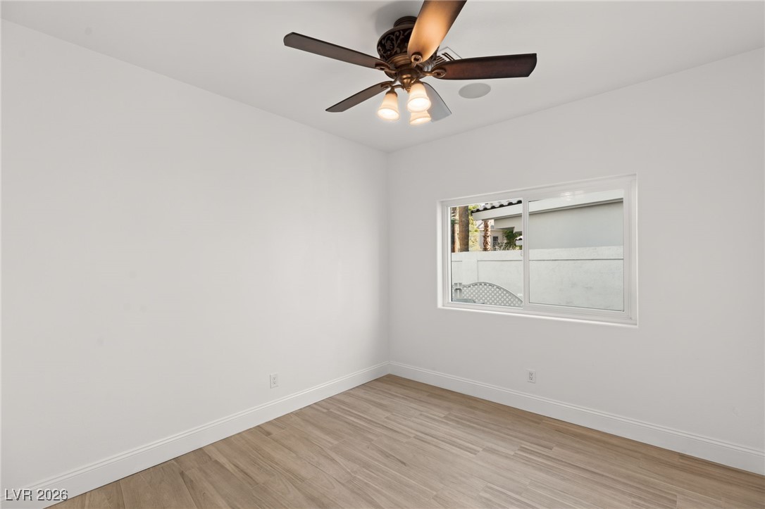 2493 Sun Reef Road