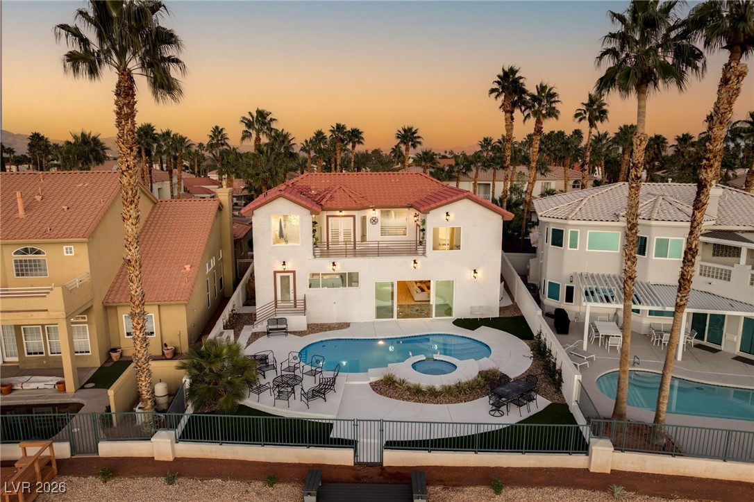 2493 Sun Reef Road