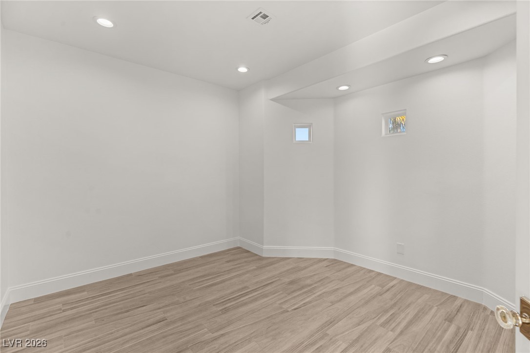 2493 Sun Reef Road