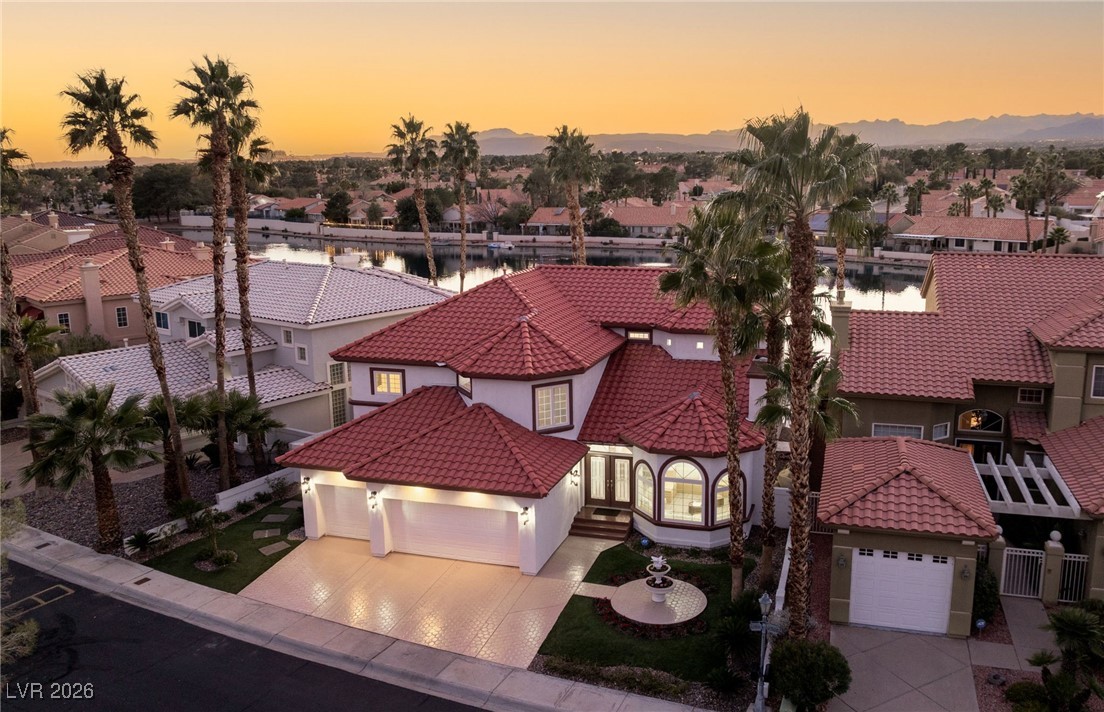 2493 Sun Reef Road