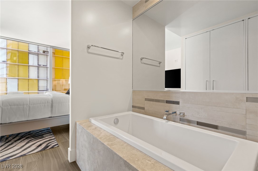 3722 Las Vegas Boulevard 2212