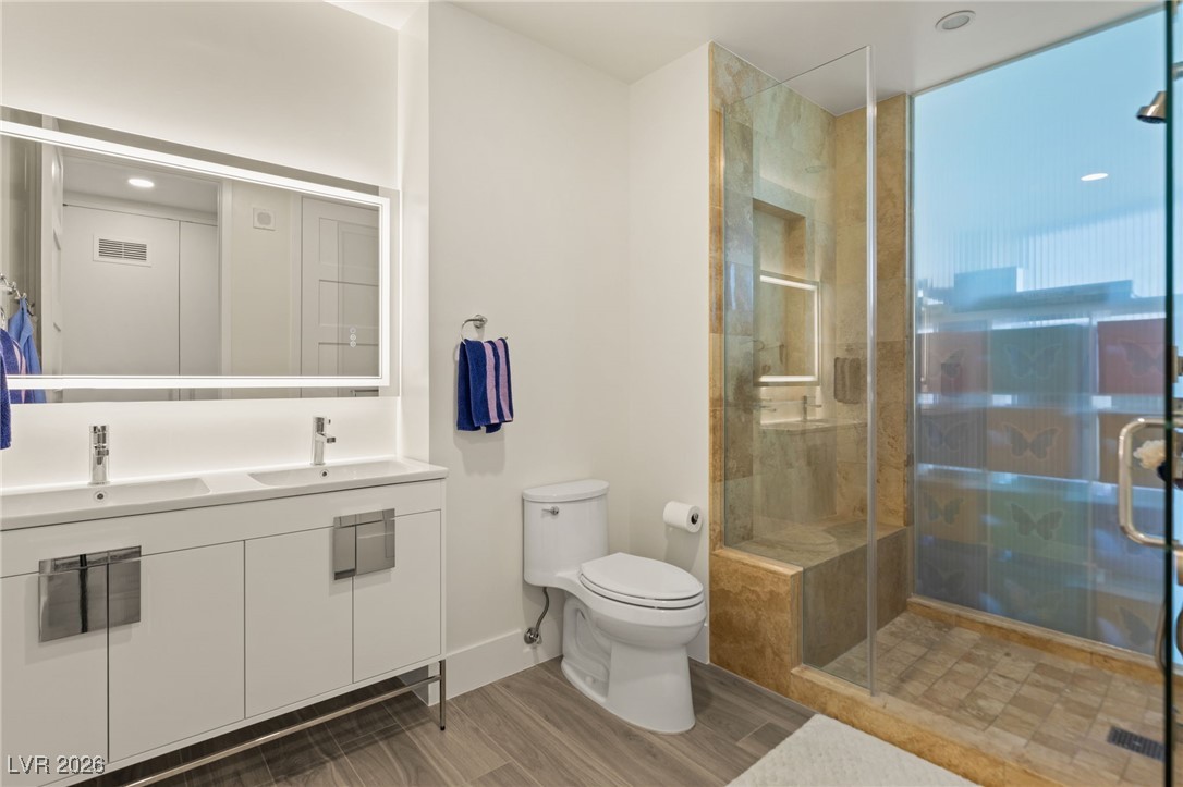 3722 Las Vegas Boulevard 2212