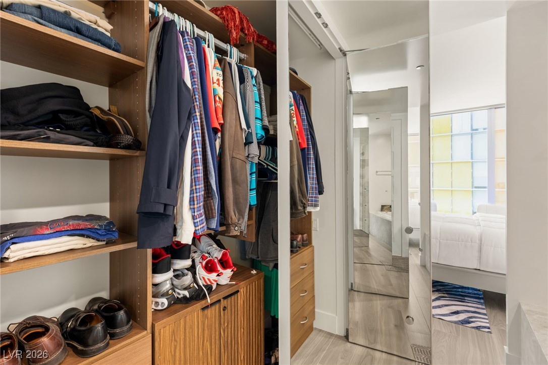 3722 Las Vegas Boulevard 2212