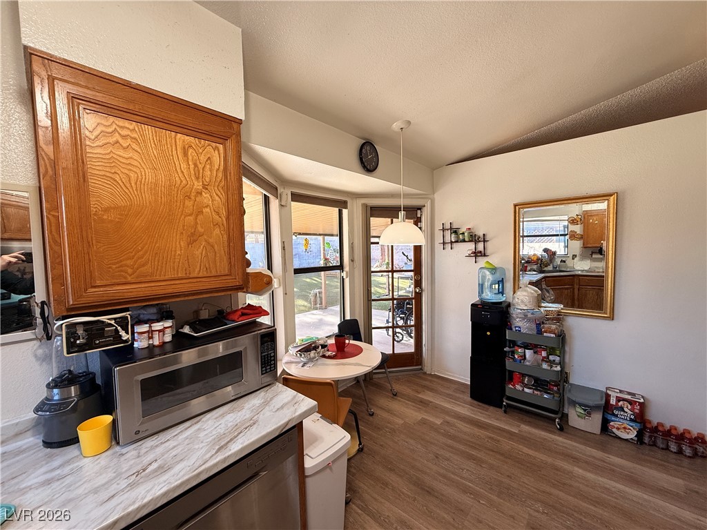 6425 Eagle Point Road