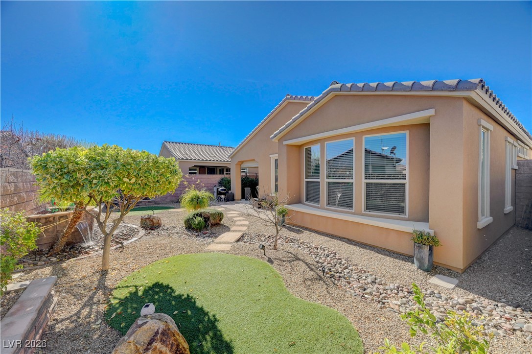 5748 Pleasant Palms Street