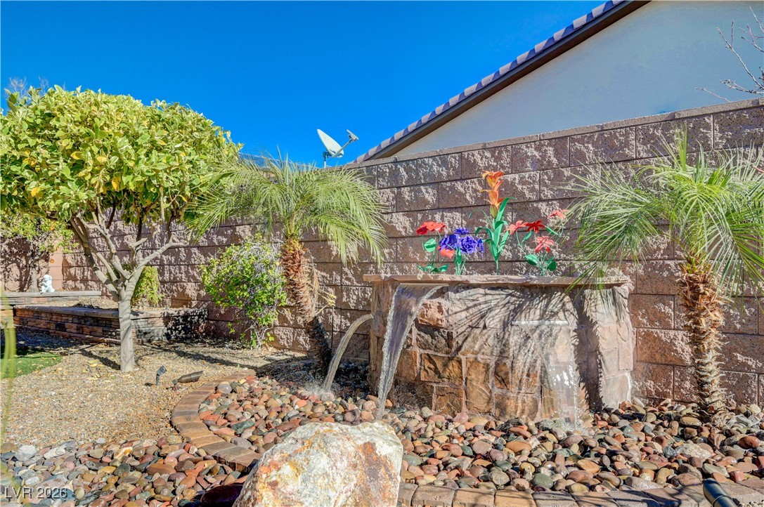 5748 Pleasant Palms Street