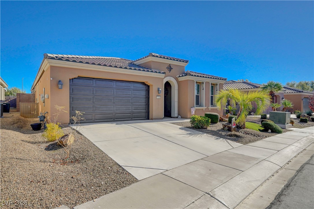 5748 Pleasant Palms Street