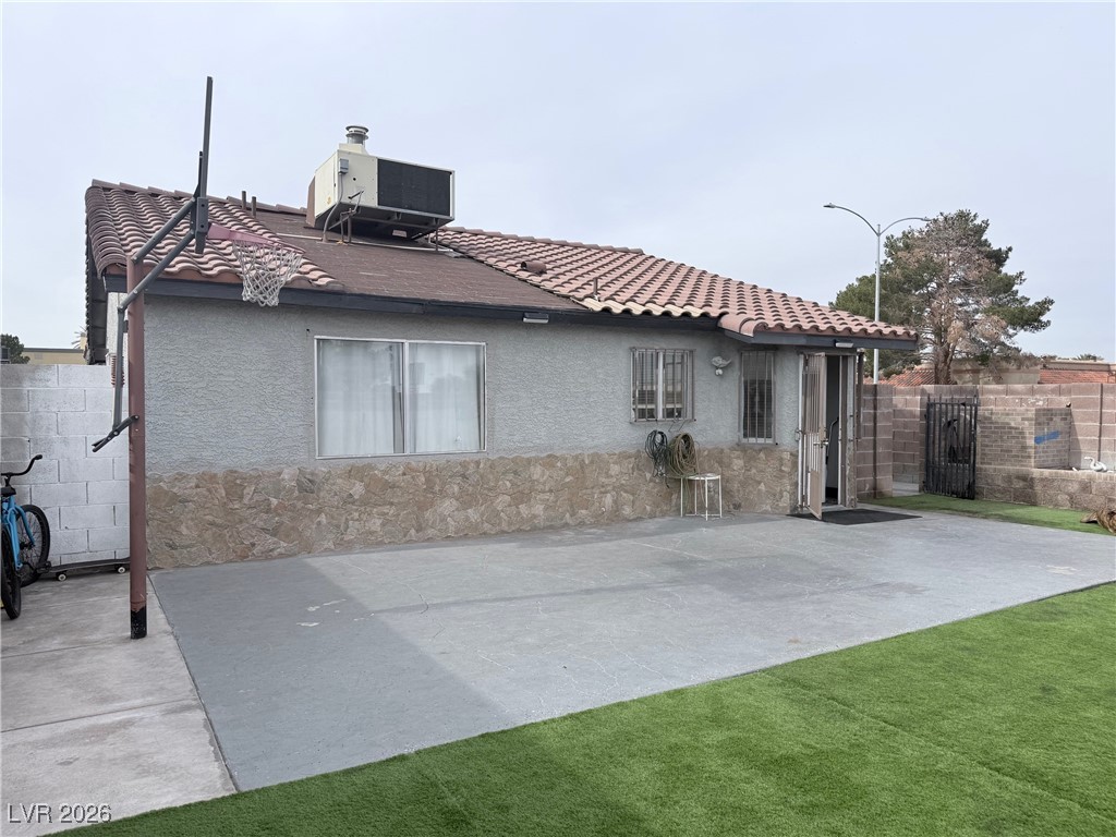 557 Chandler Street