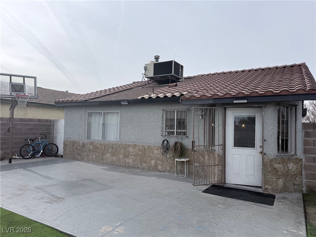 557 Chandler Street