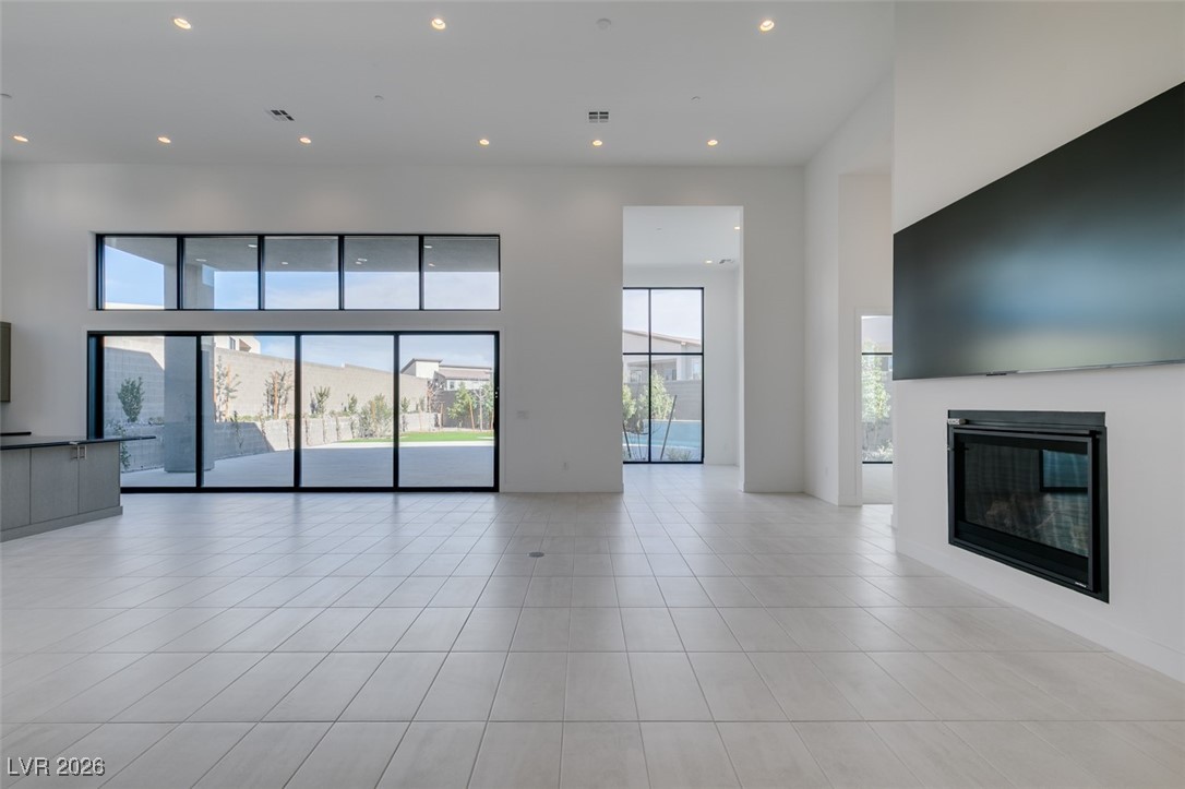 10710 Agate Cliffs Avenue