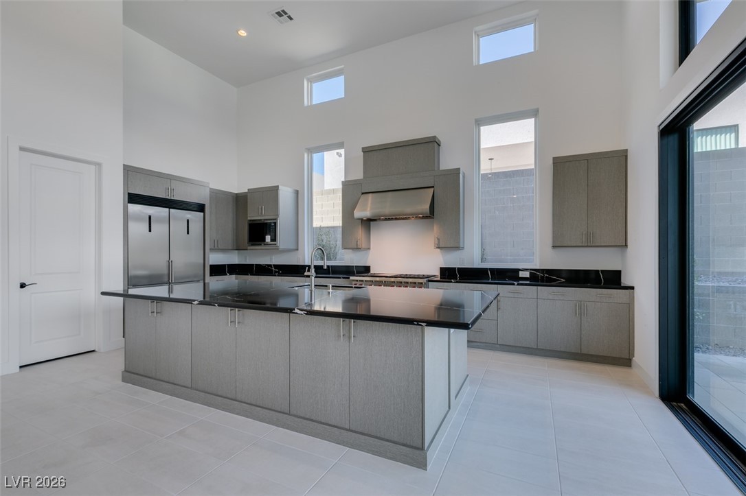 10710 Agate Cliffs Avenue