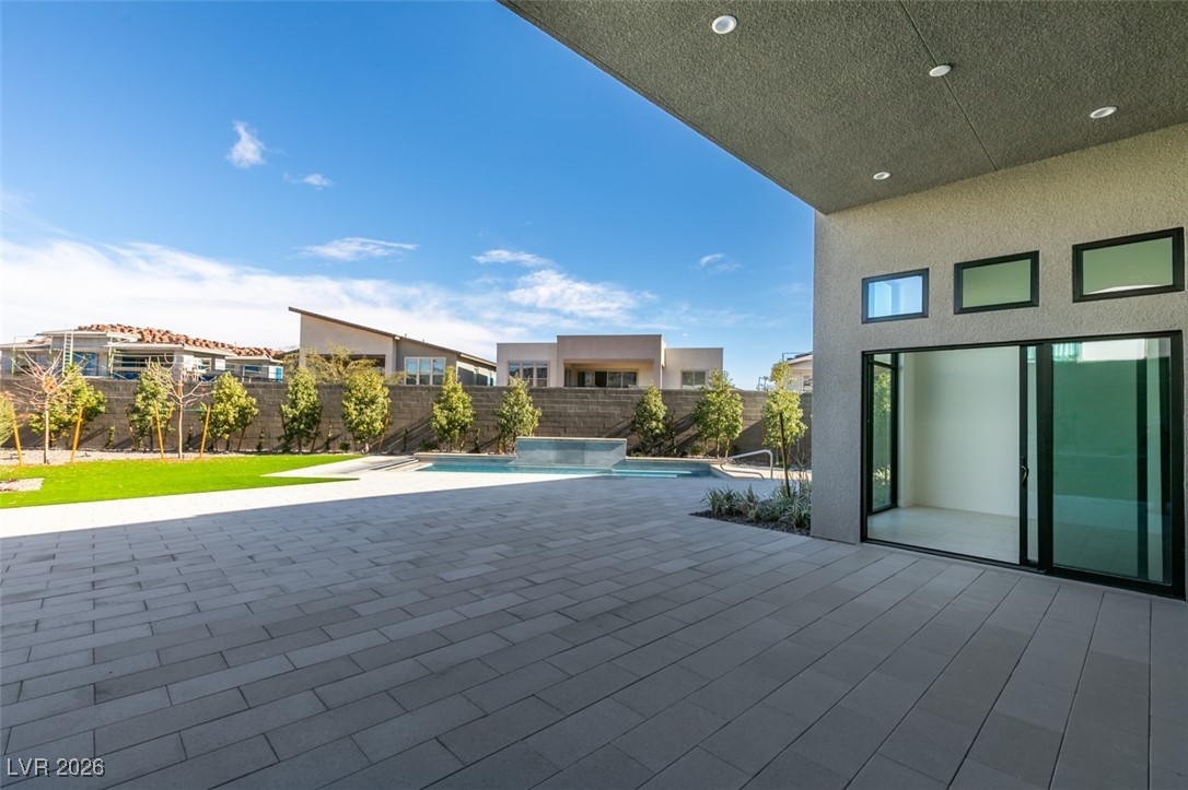 10710 Agate Cliffs Avenue