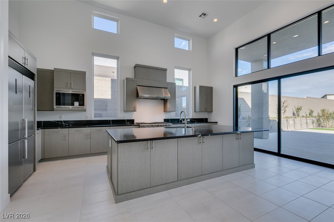 10710 Agate Cliffs Avenue