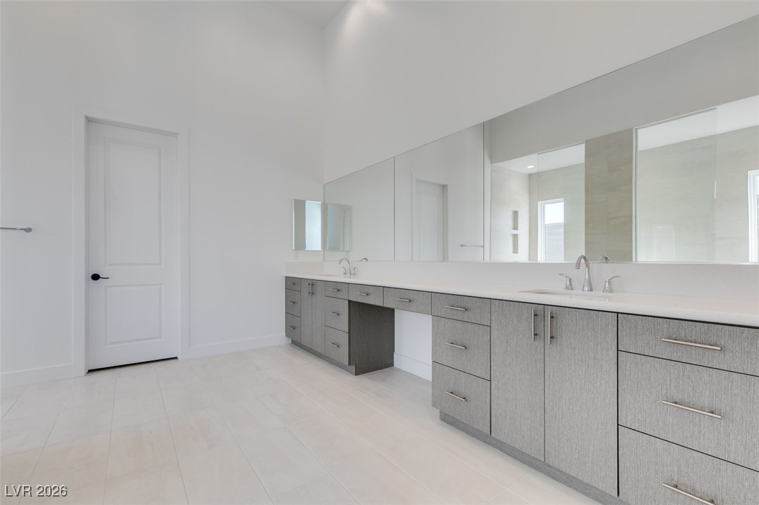 10710 Agate Cliffs Avenue