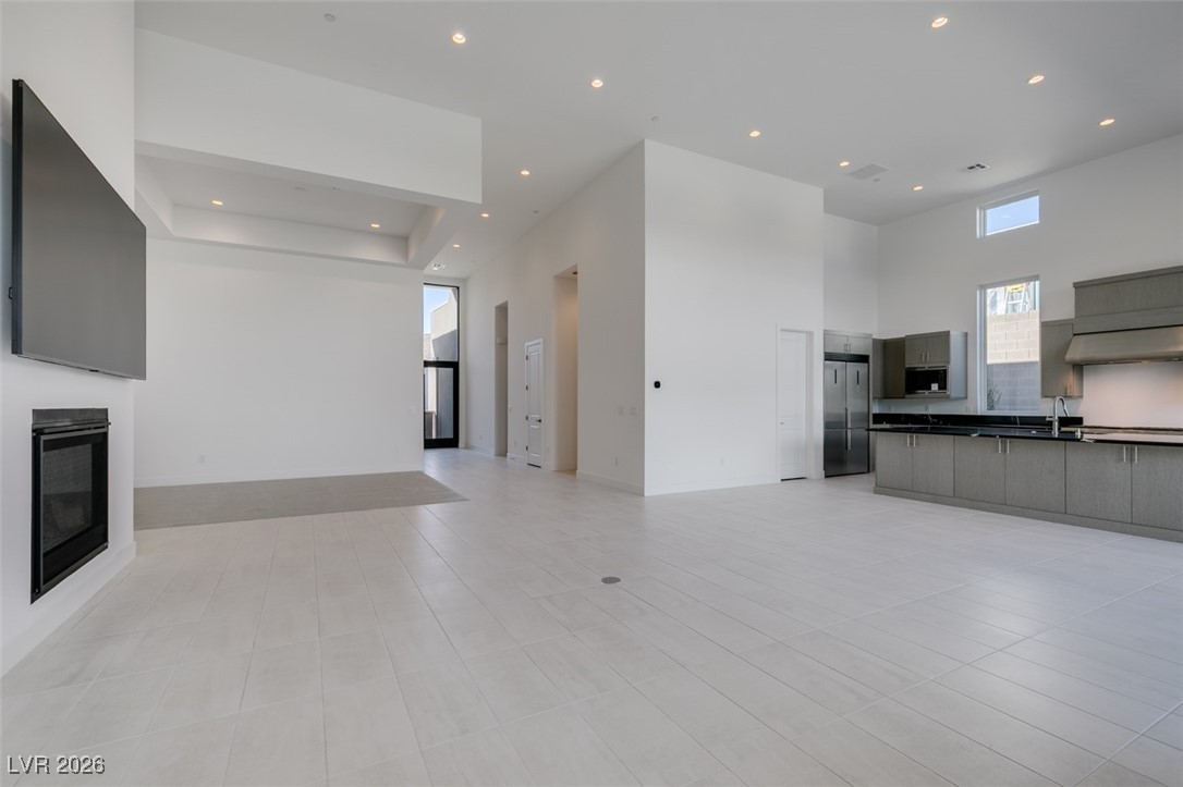 10710 Agate Cliffs Avenue