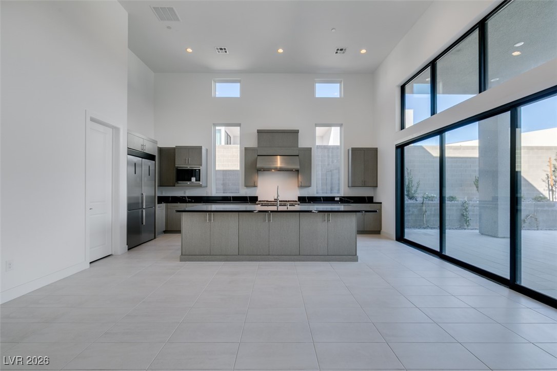 10710 Agate Cliffs Avenue