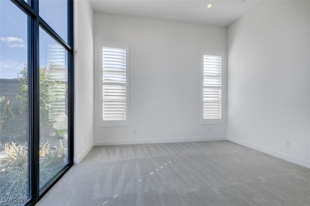 10710 Agate Cliffs Avenue