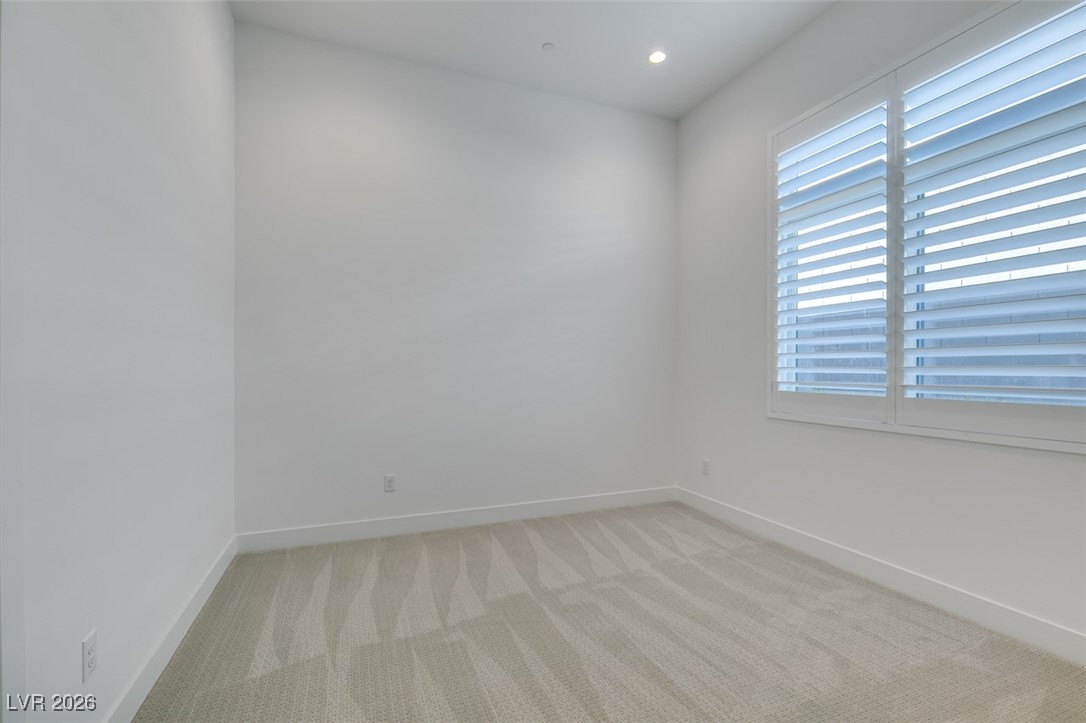 10710 Agate Cliffs Avenue