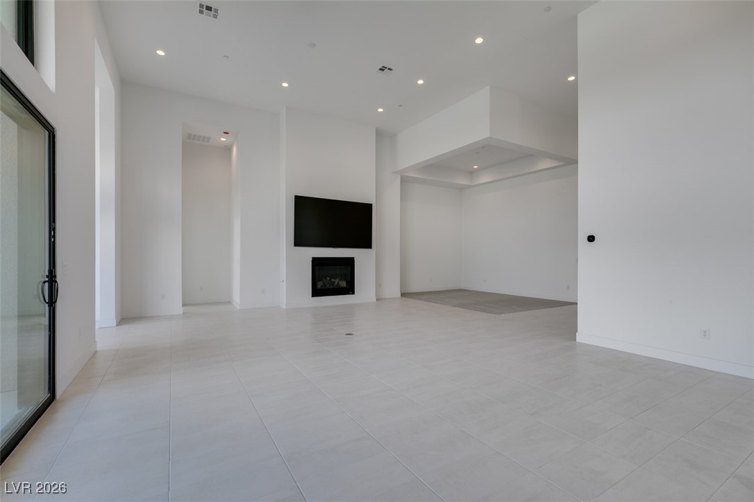 10710 Agate Cliffs Avenue