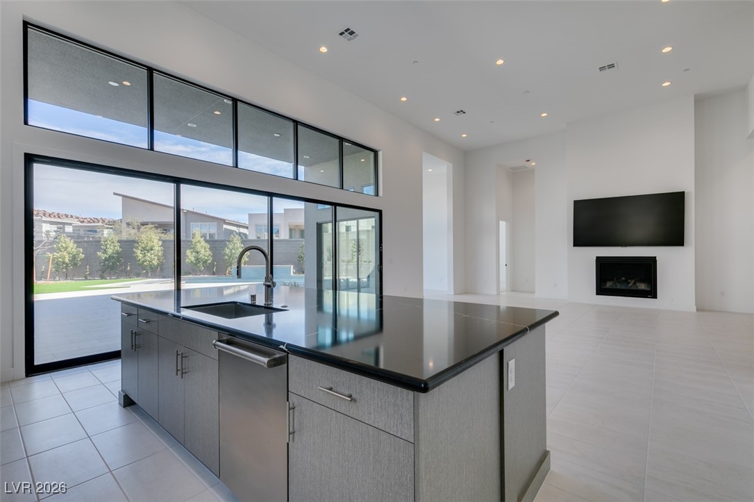 10710 Agate Cliffs Avenue