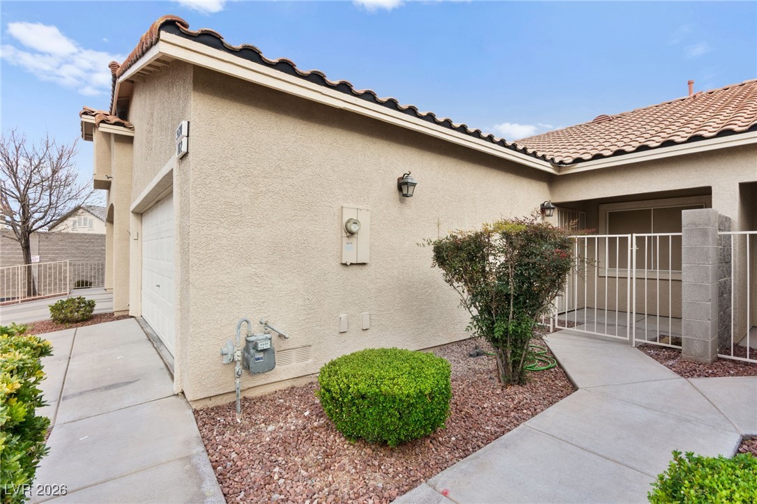 3420 Wexford Lane 102