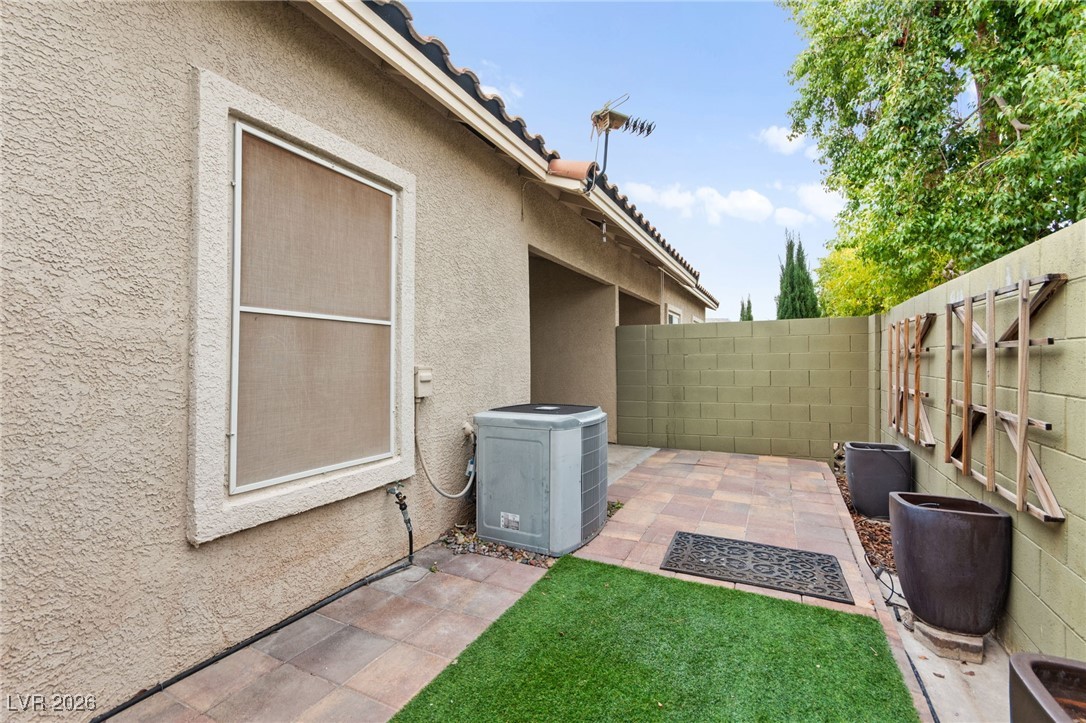 3420 Wexford Lane 102