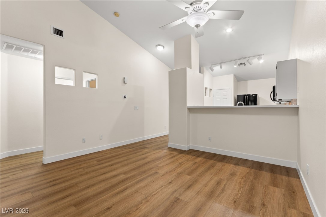 3420 Wexford Lane 102