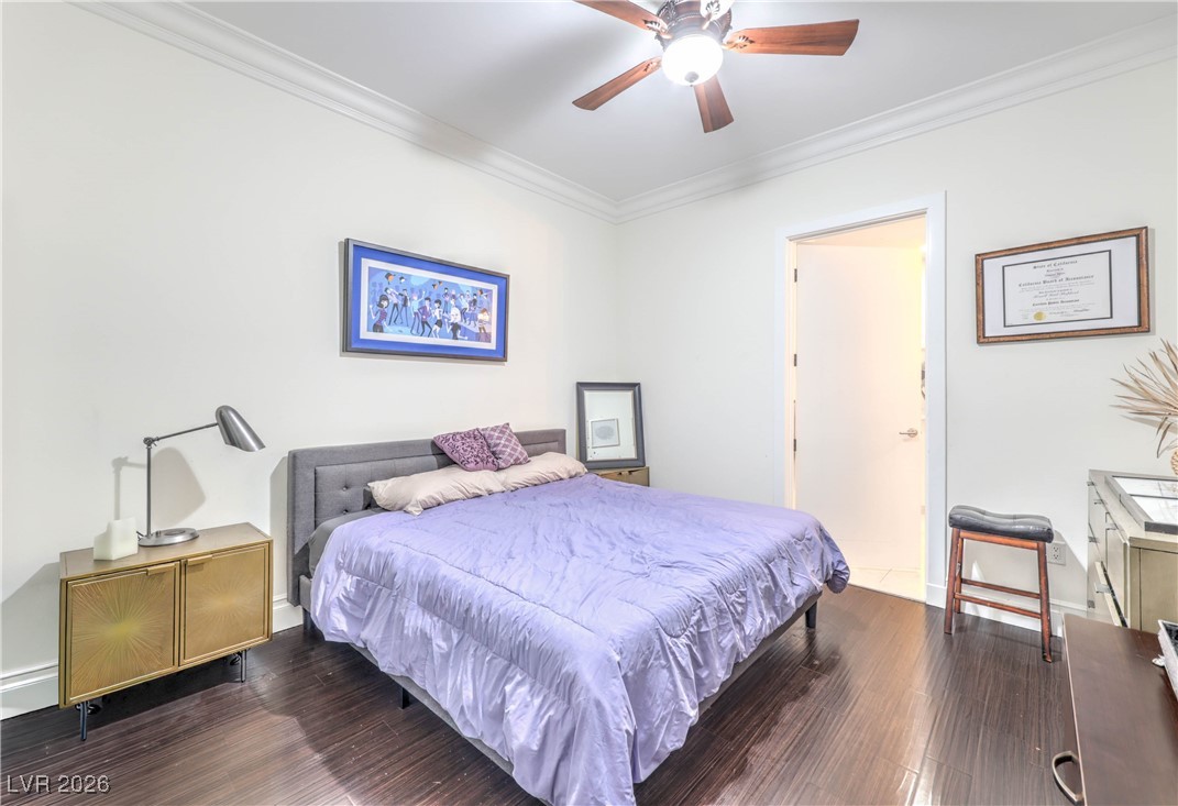 4525 Dean Martin Drive 304