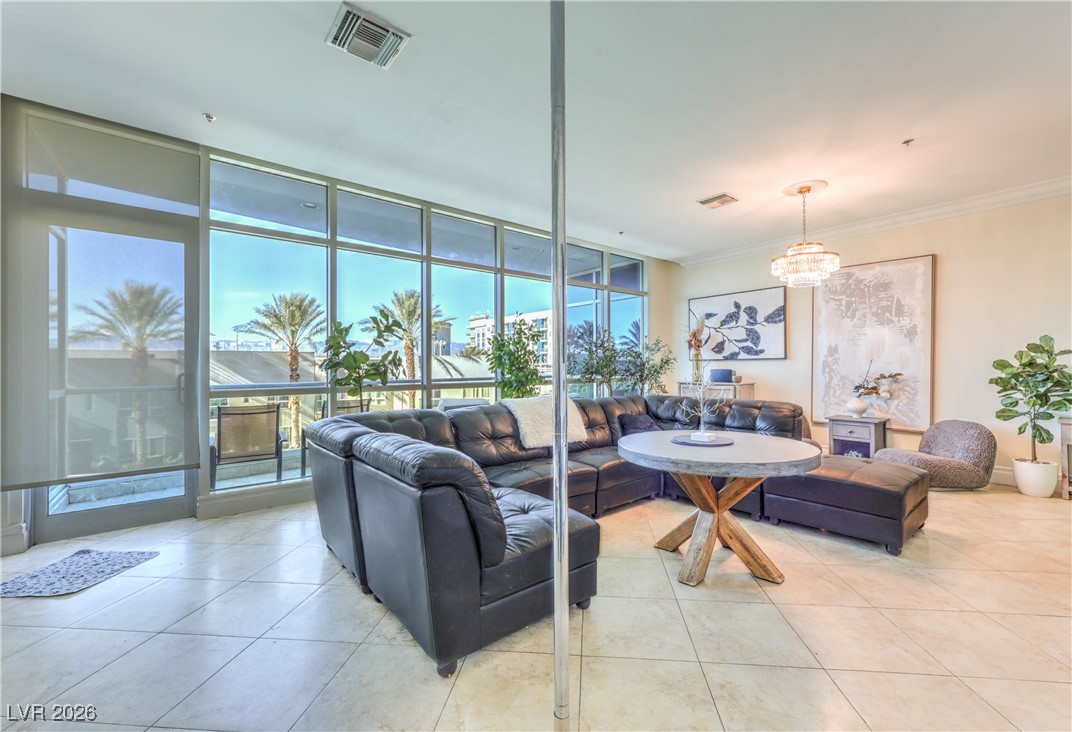 4525 Dean Martin Drive 304