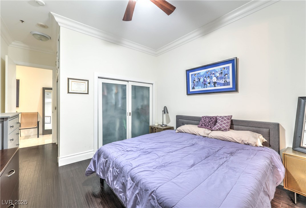 4525 Dean Martin Drive 304