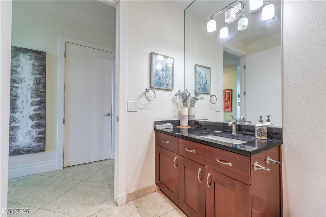 4525 Dean Martin Drive 304