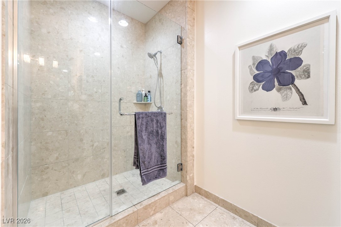 4525 Dean Martin Drive 304