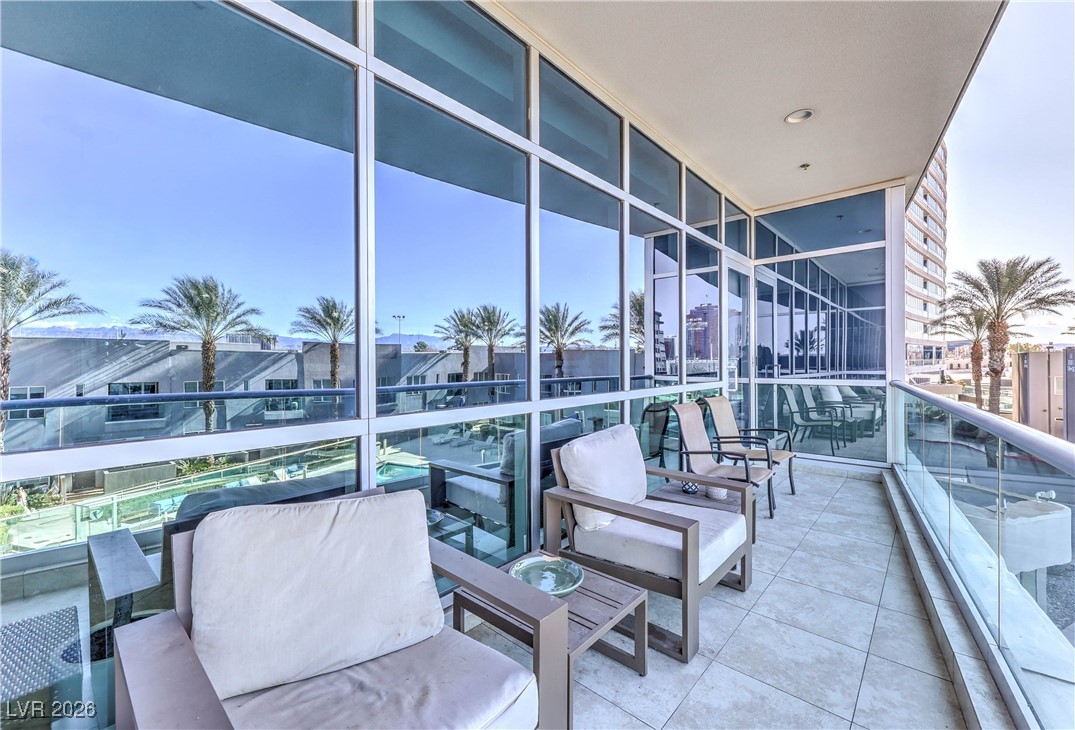 4525 Dean Martin Drive 304