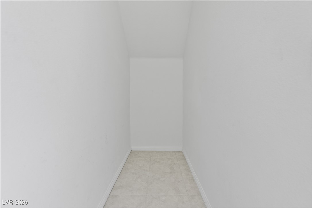 1805 Pinsky Lane