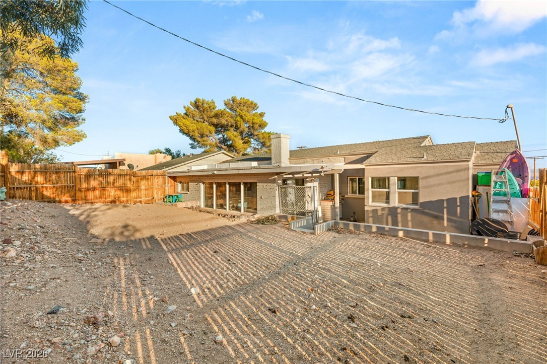 650 Arizona Street