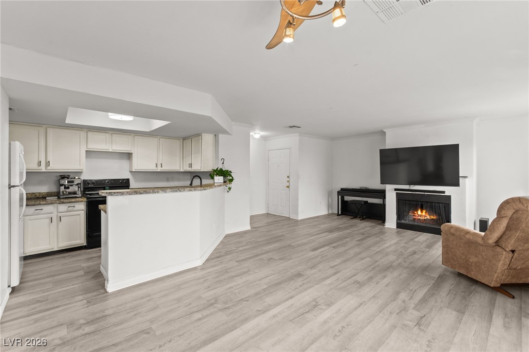 8600 West Charleston Boulevard 1173