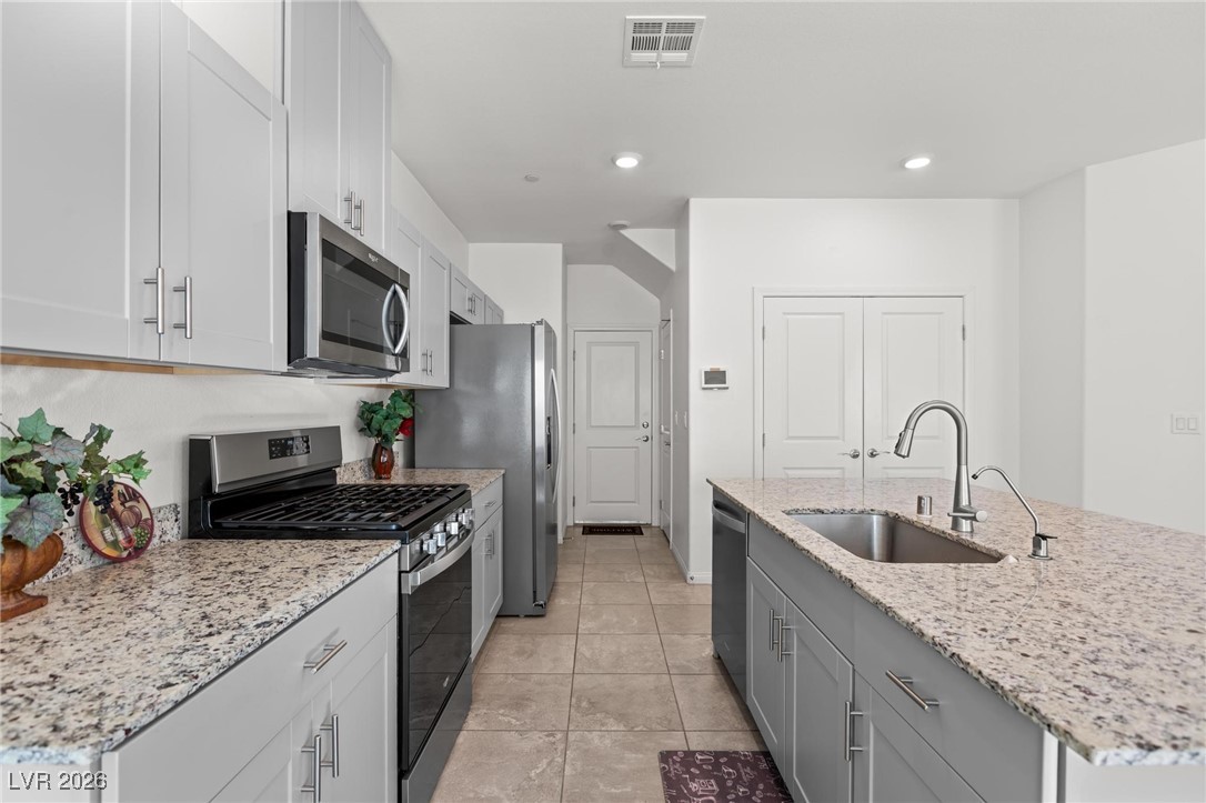 10939 Cheshire Woods Avenue