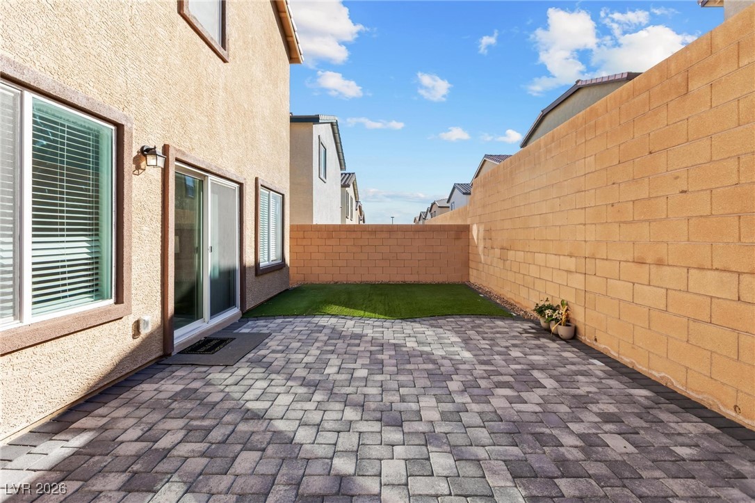 10939 Cheshire Woods Avenue