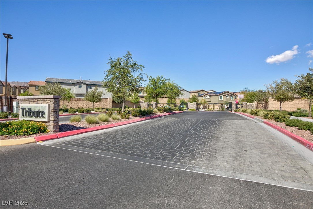 10939 Cheshire Woods Avenue