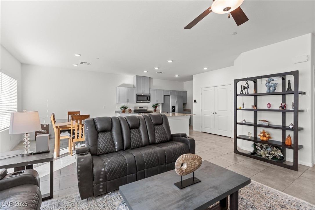 10939 Cheshire Woods Avenue