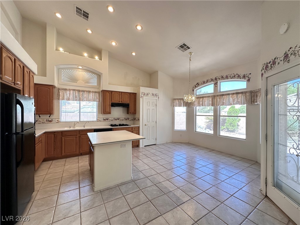 2414 Moonstar Lane