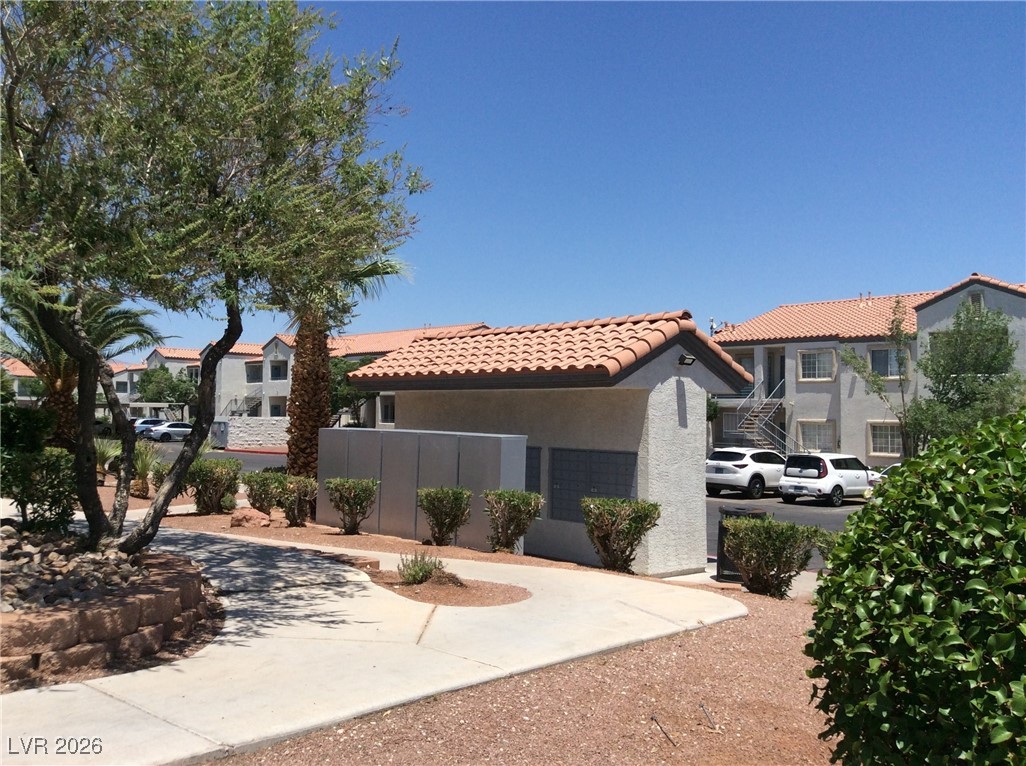 3318 North Decatur Boulevard 2077