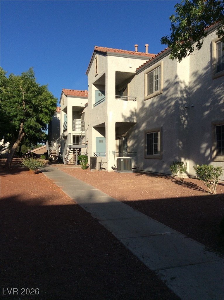 3318 North Decatur Boulevard 2077